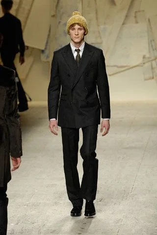 Look 30
